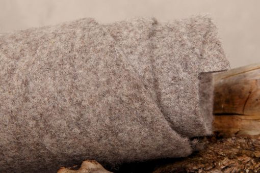 Wollfilz aus 100 % carbonisierter Wolle